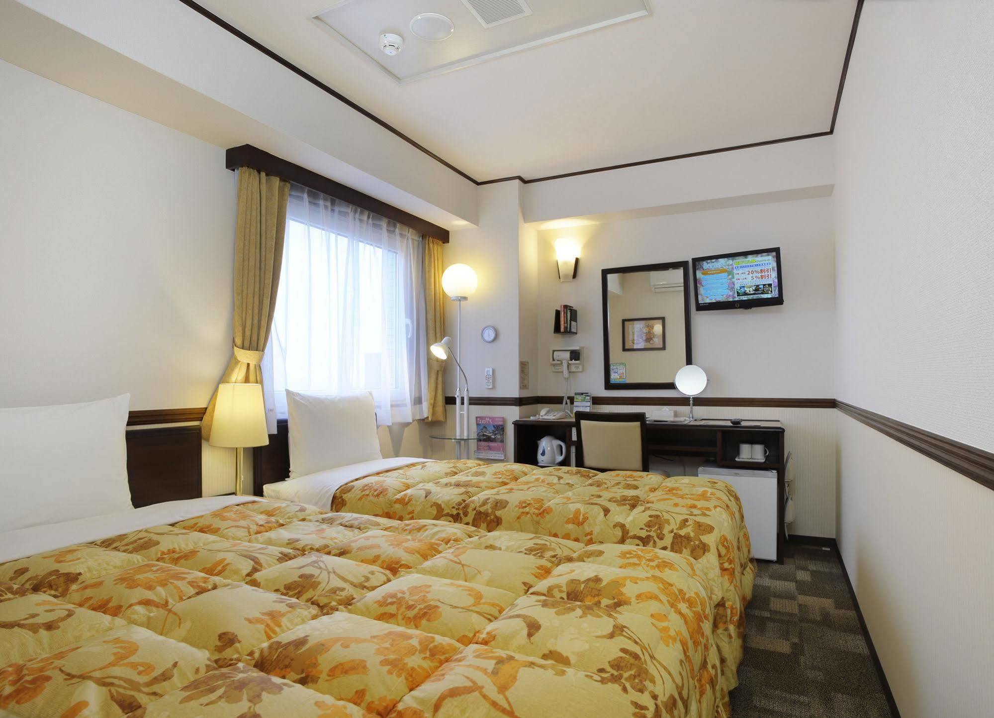 Toyoko Inn Oita Nakatsu Ekimae Eksteriør billede